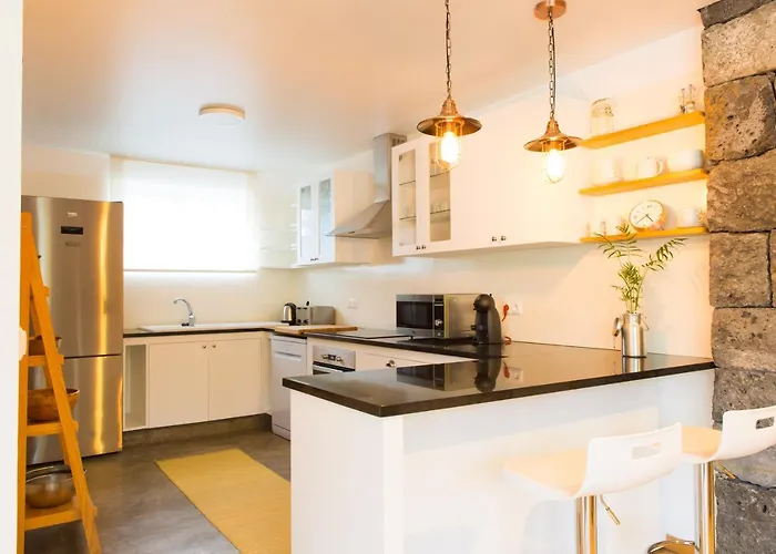 Casa Dos Caldeiras Lajes do Pico