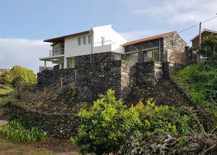 Casa Dos Caldeiras Frühstückspension Lajes do Pico