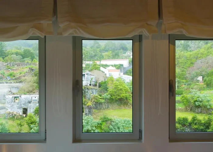 Casa Dos Caldeiras 3*