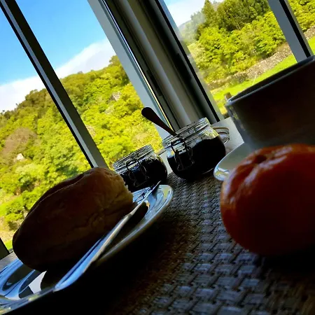 Alojamento de Acomodação e Pequeno-almoço Casa Dos Caldeiras Lajes do Pico