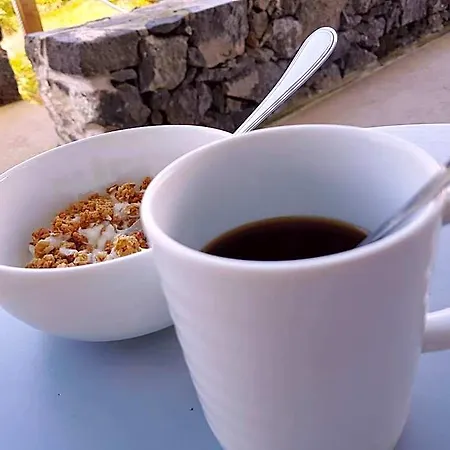 Casa Dos Caldeiras Bed & Breakfast